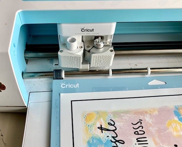 easy diy laptop decal with a cricut well crafted studio