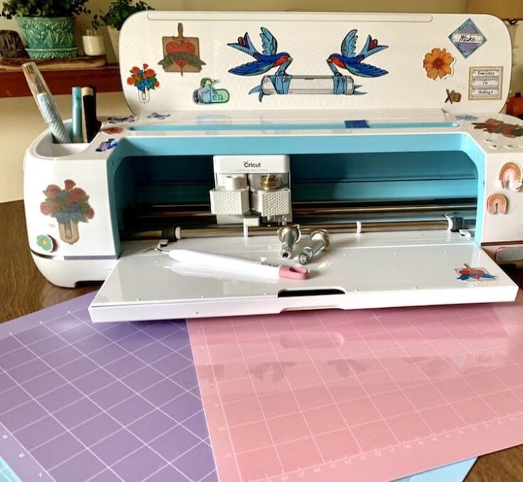 Your First Cricut Maker Project In less Than 30 Minutes - Plus Tips for